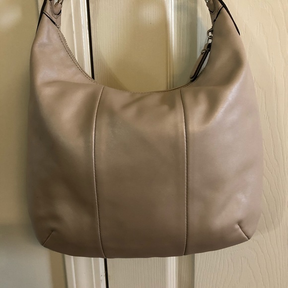 Coach Purse - Picture 2 of 8